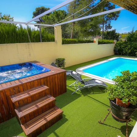 Pasion Planet Costa Dorada - Only Families Villa ซาลอว์ ภายนอก รูปภาพ